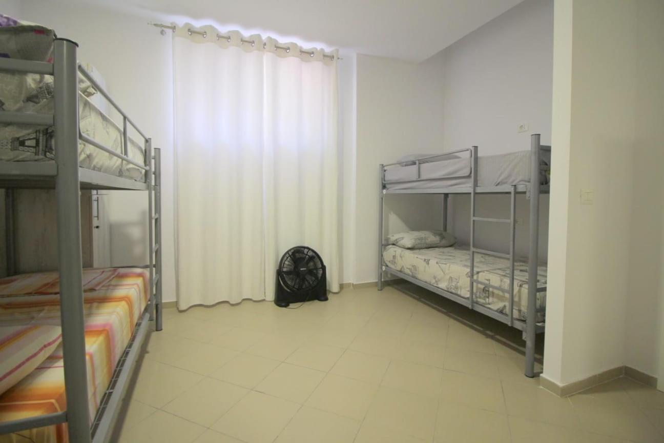 Hostel K13 Saranda Extérieur photo