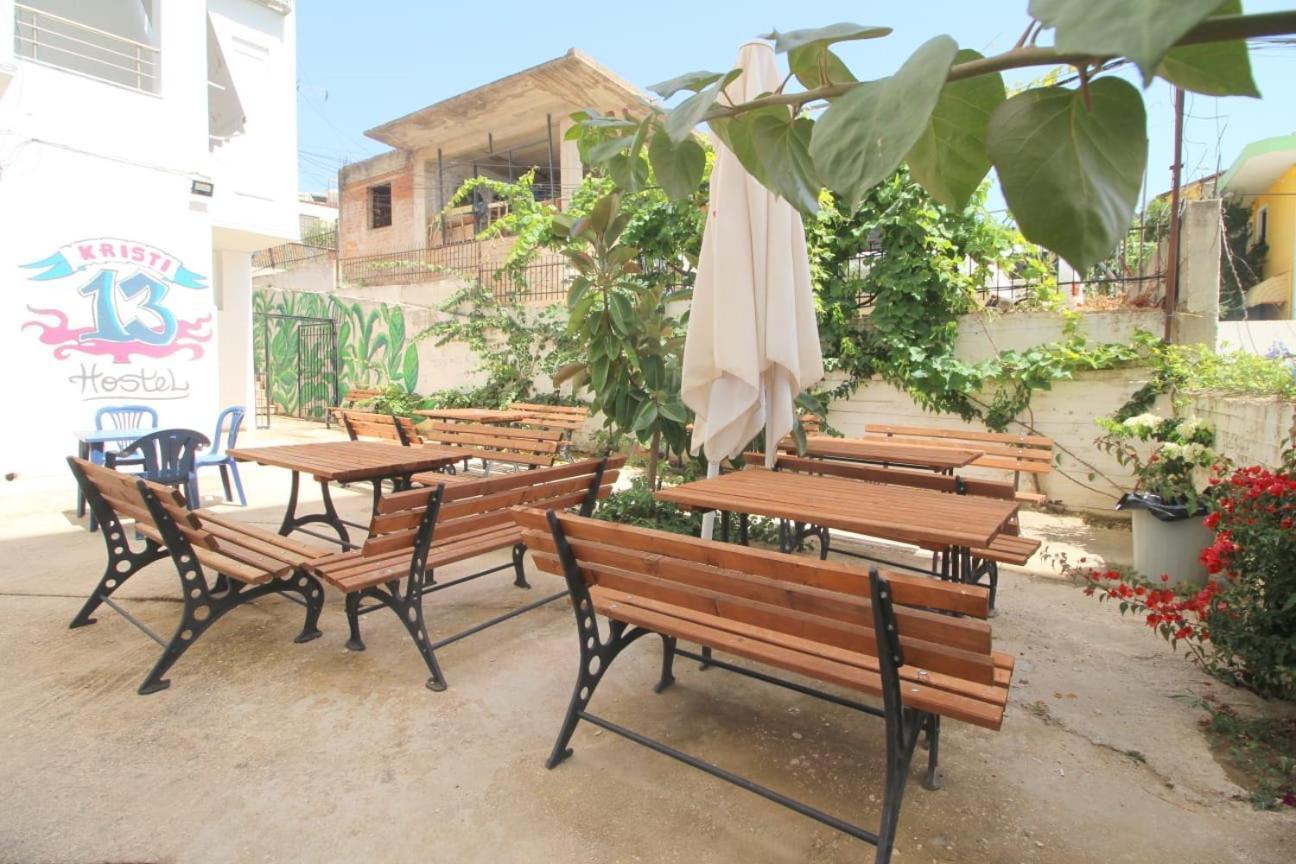 Hostel K13 Saranda Extérieur photo