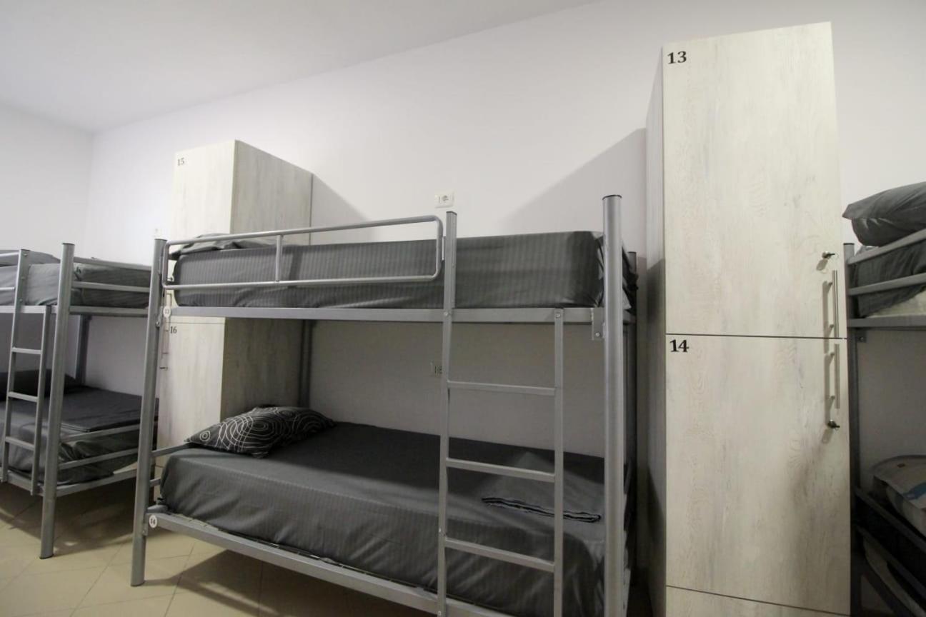 Hostel K13 Saranda Extérieur photo