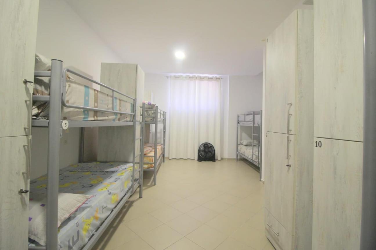 Hostel K13 Saranda Extérieur photo