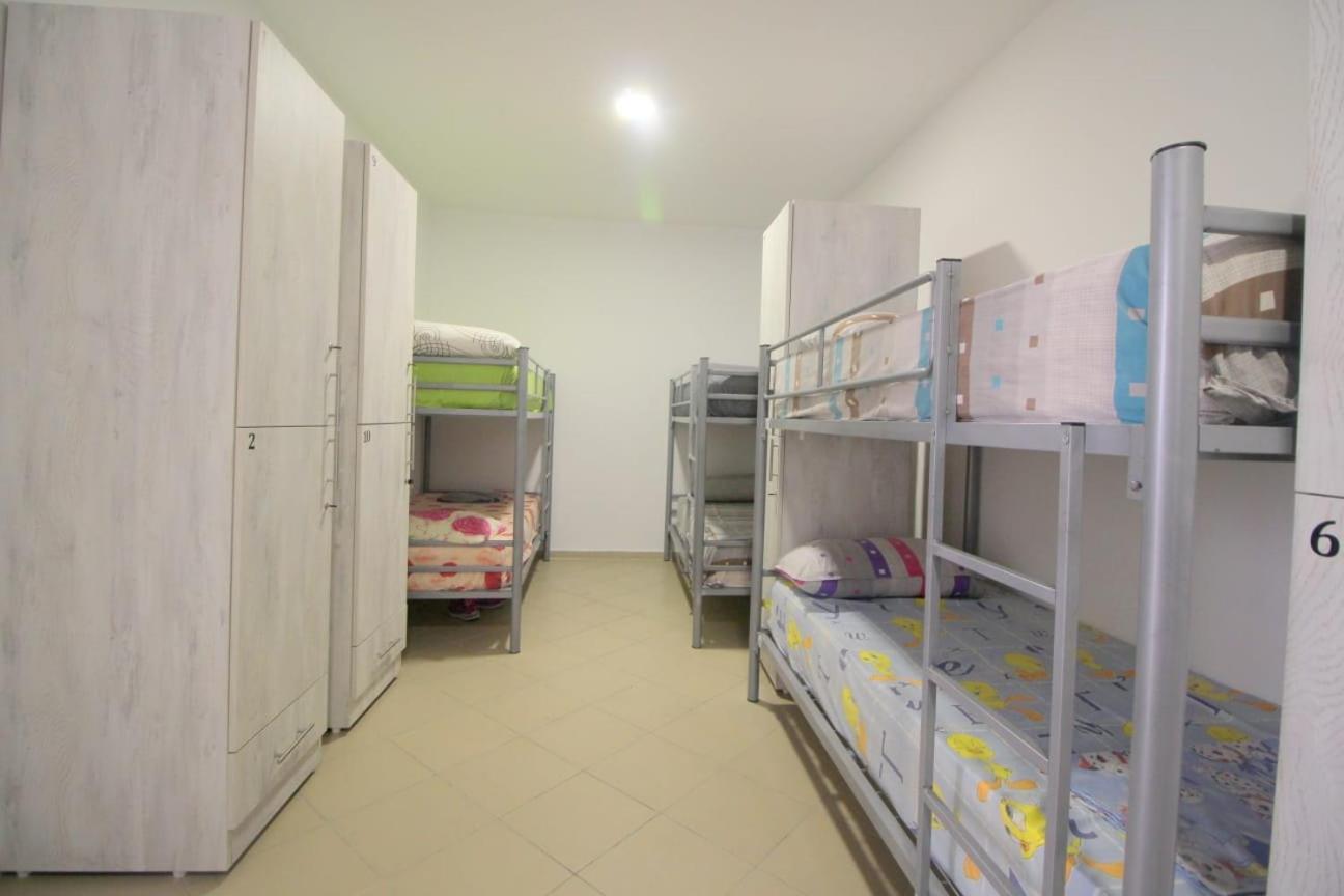 Hostel K13 Saranda Extérieur photo