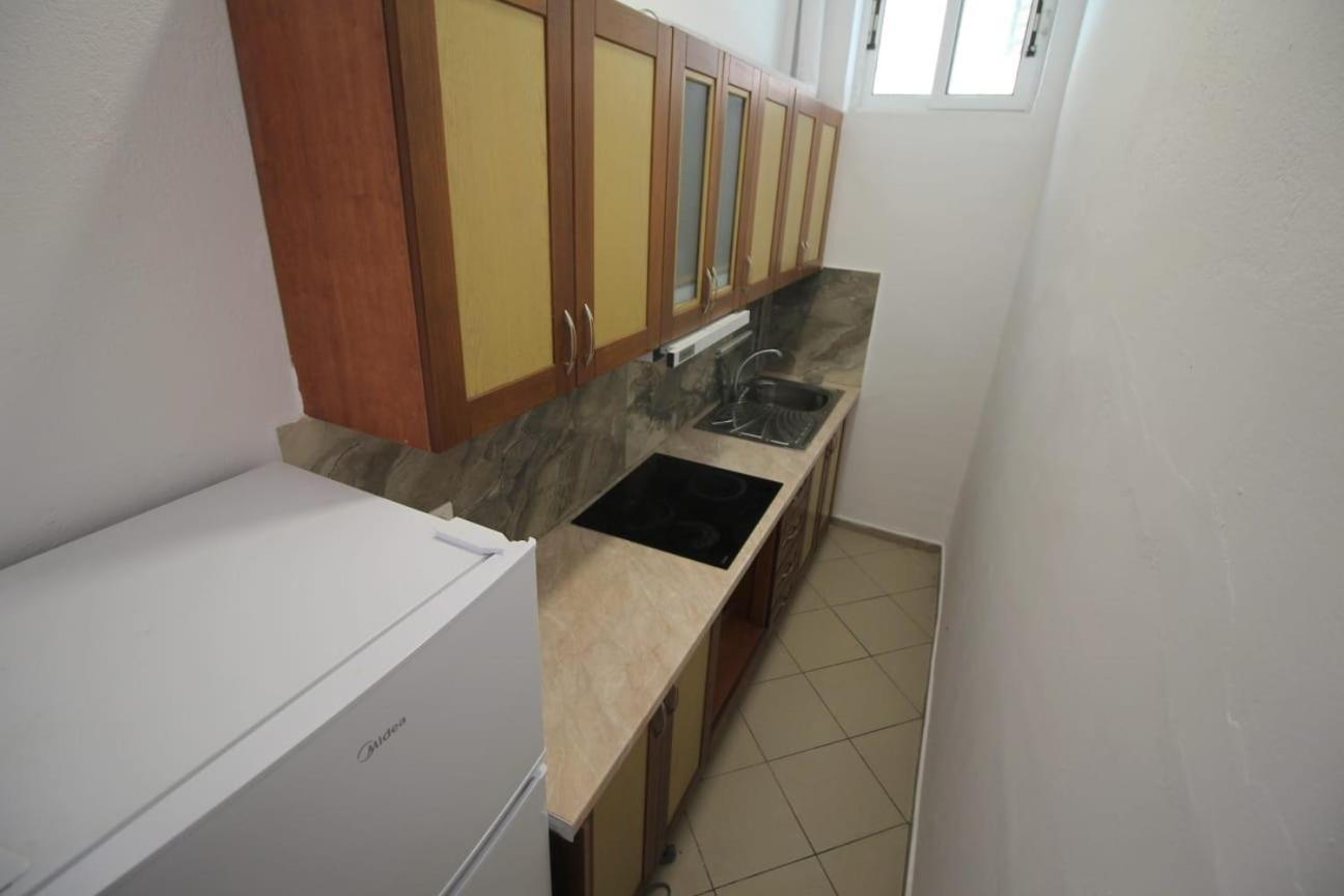Hostel K13 Saranda Extérieur photo