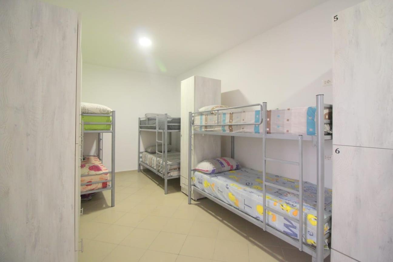 Hostel K13 Saranda Extérieur photo