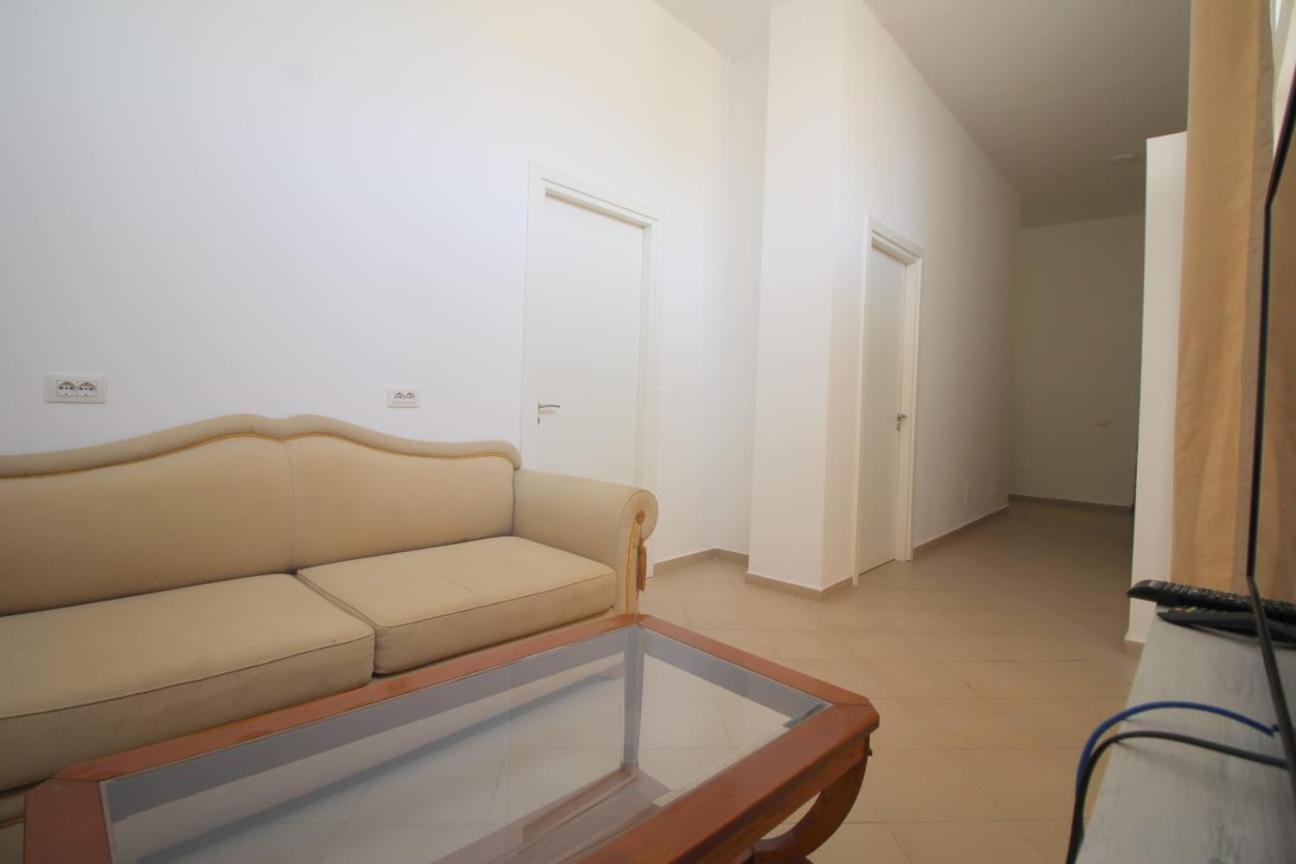 Hostel K13 Saranda Extérieur photo