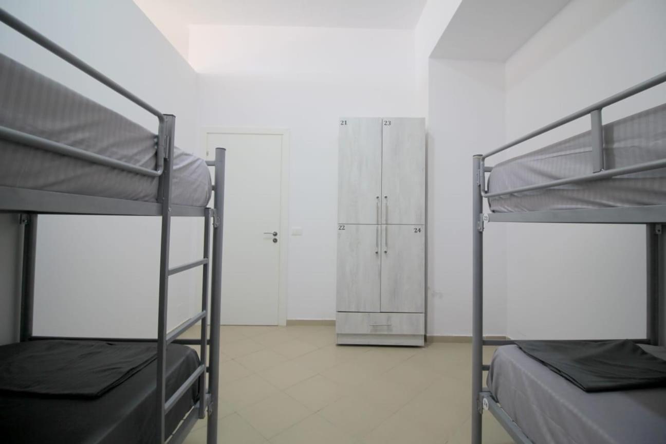 Hostel K13 Saranda Extérieur photo