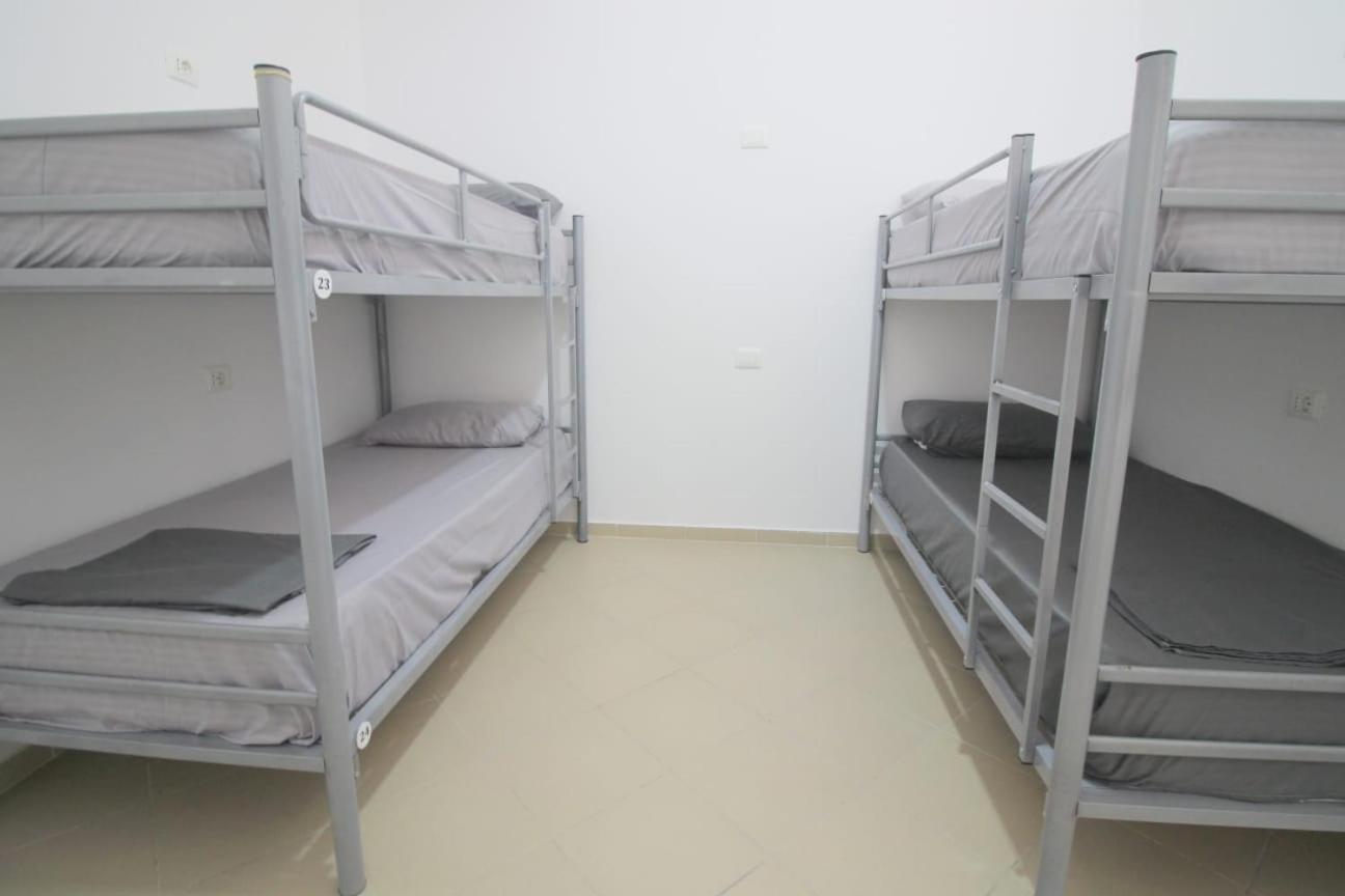 Hostel K13 Saranda Extérieur photo