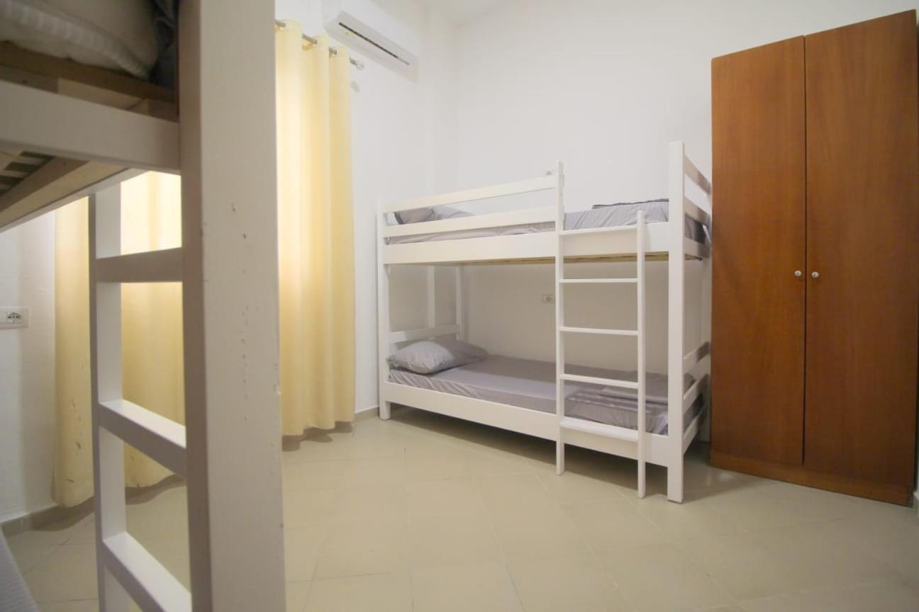Hostel K13 Saranda Extérieur photo